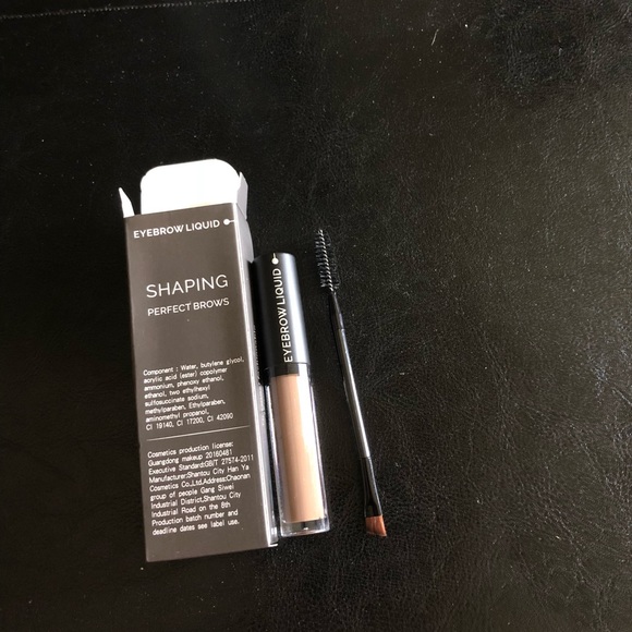 Waterproof eyebrows tint tattoo - Picture 4 of 7